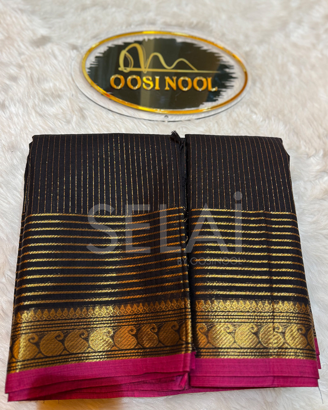 Vaira Oosi Cotton Saree (Black & Gold)
