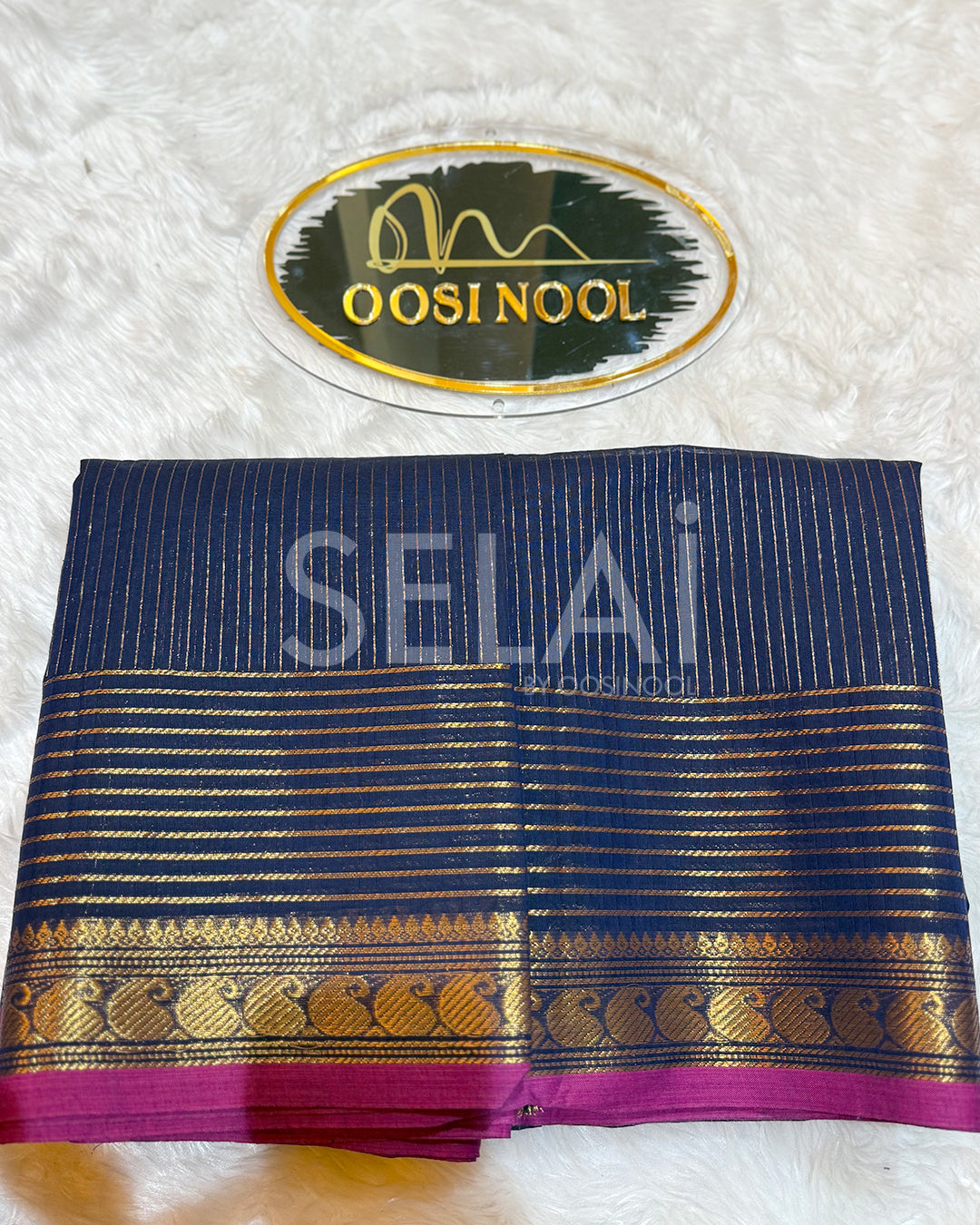 Vaira Oosi Cotton Saree (Navy & Gold)