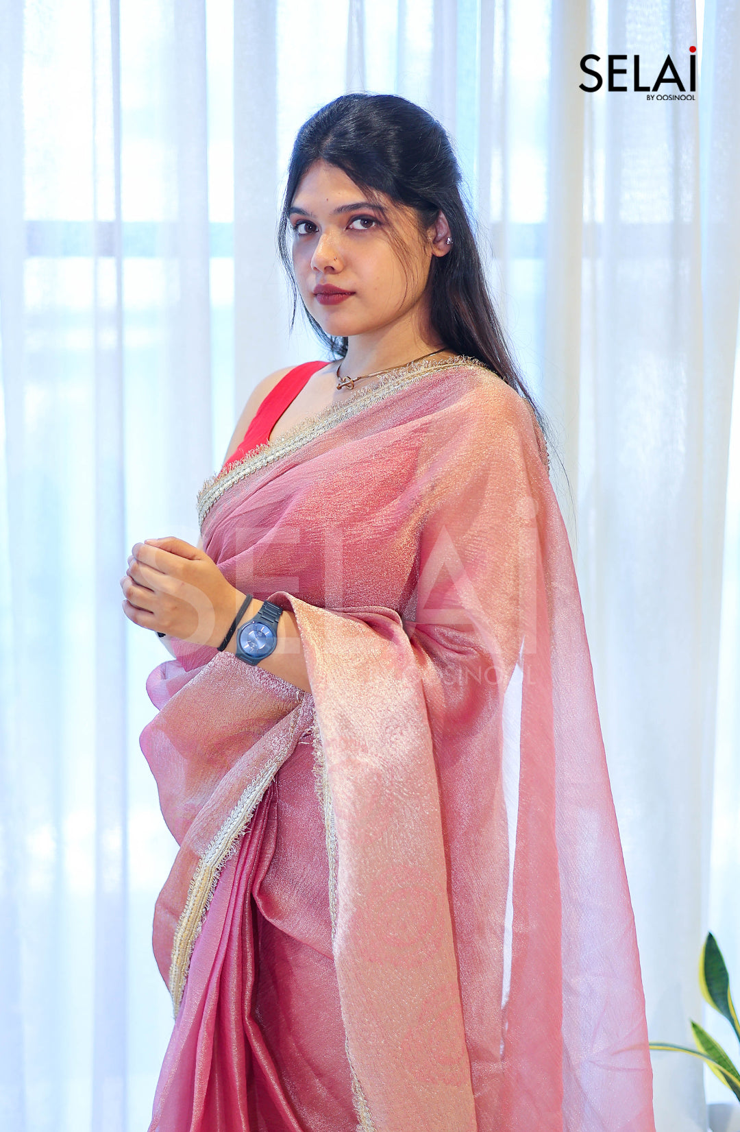 Pastel Crushed Tissue Saree with Gold Zari Border (Pink)