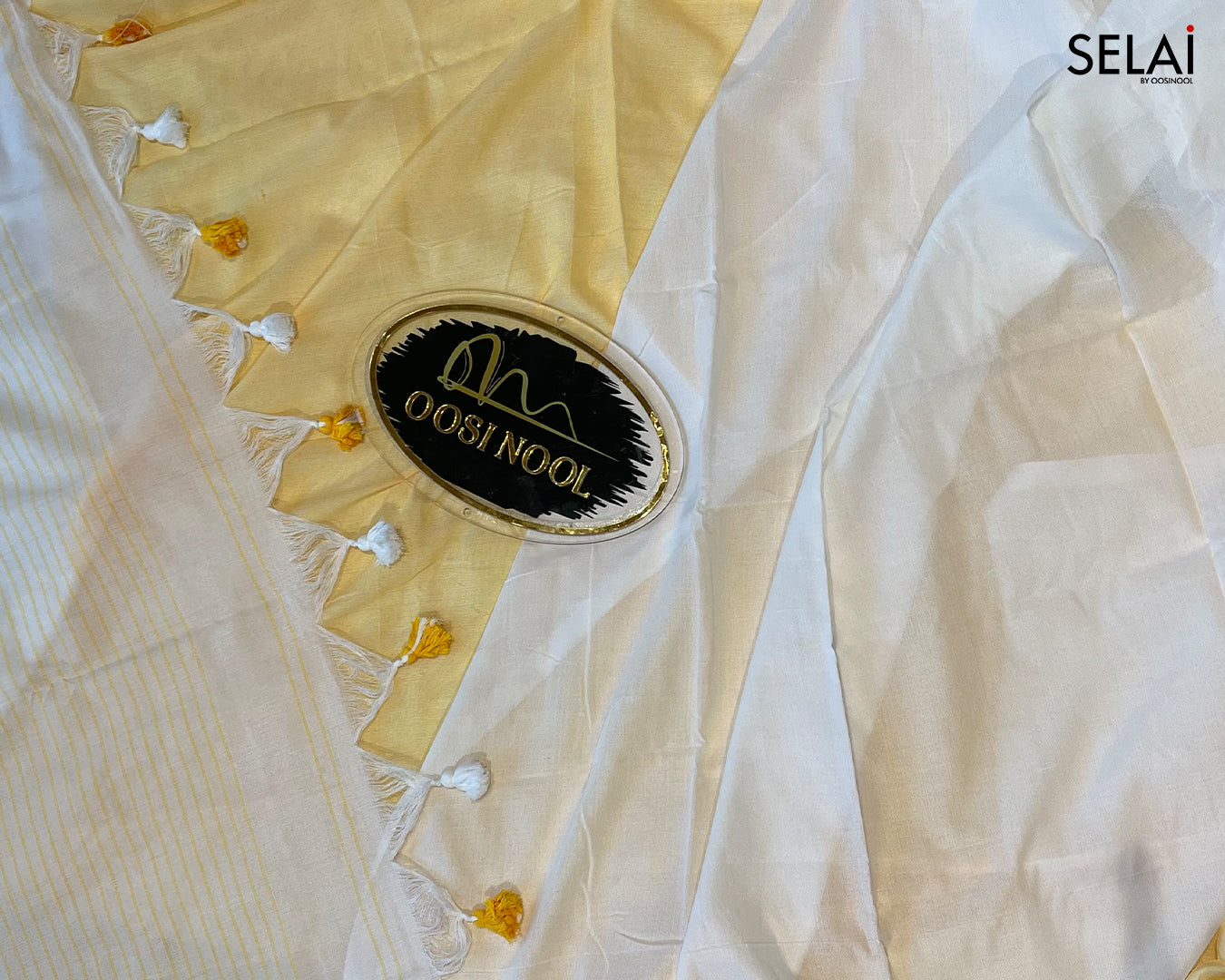 Mulmul Cotton Saree (white-yellow)