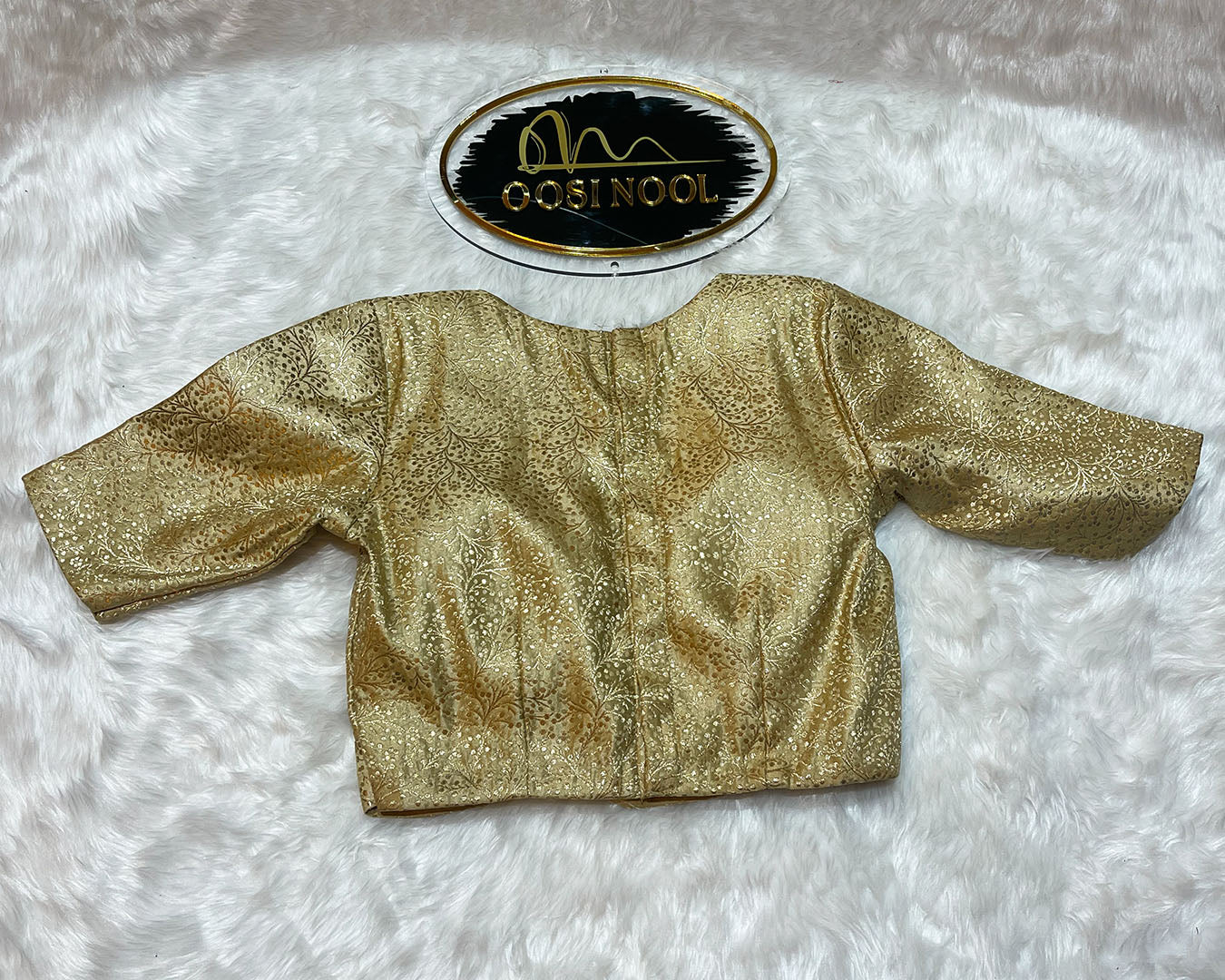 Gold Banarasi Blouse (Padded Princess Cut)