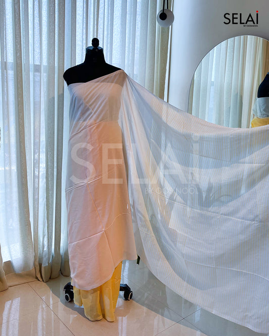 Mulmul Cotton Saree (white-yellow)