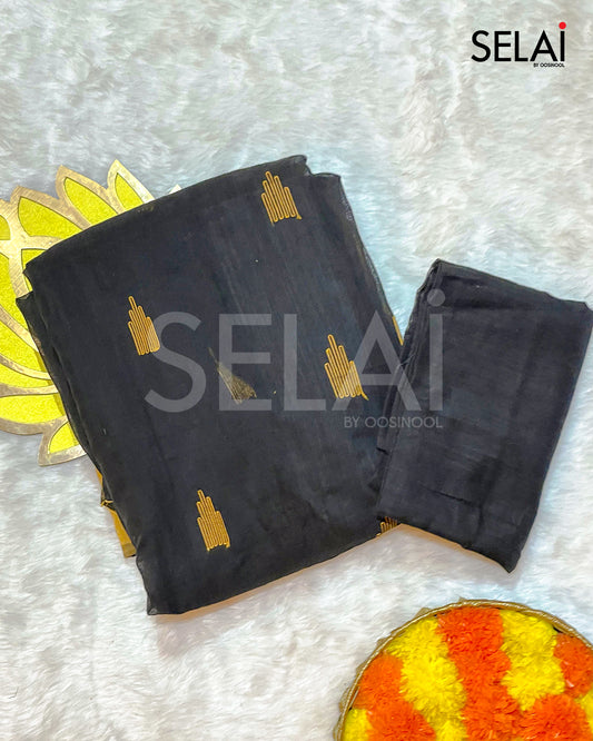 Gopuram Cotton Saree (Black)