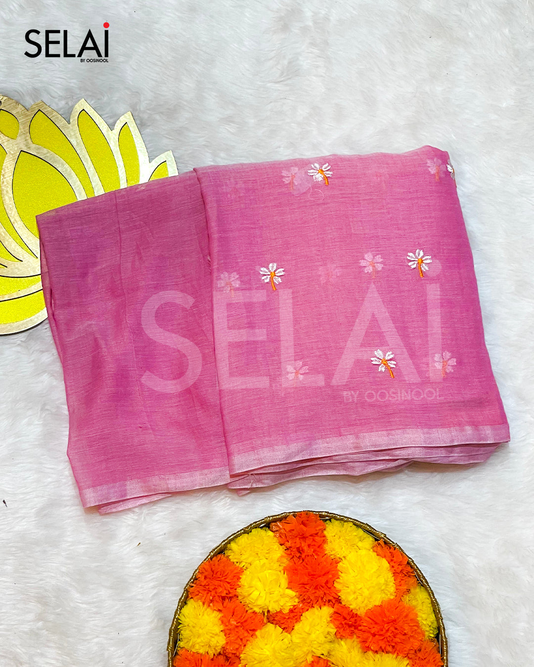 Embroidered Mulmul Cotton Saree (Light Pink)