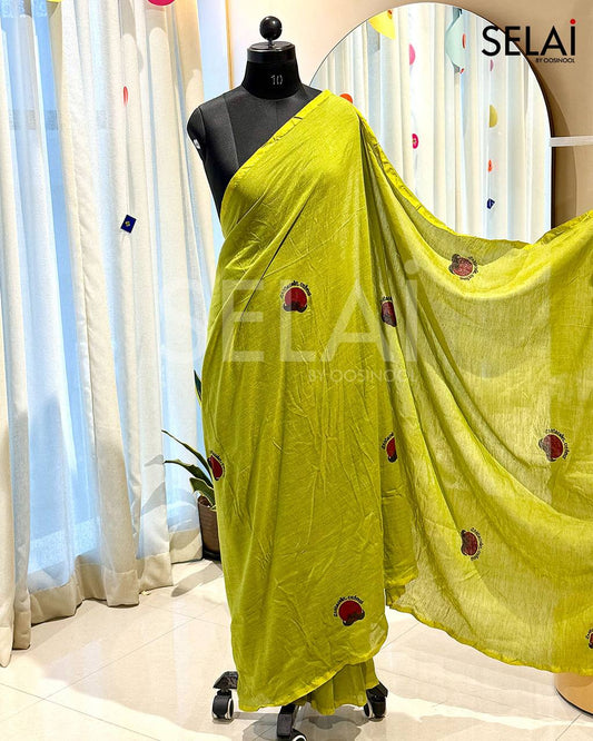 Nerkonda Paarvai Khadi Cotton Saree (Green)
