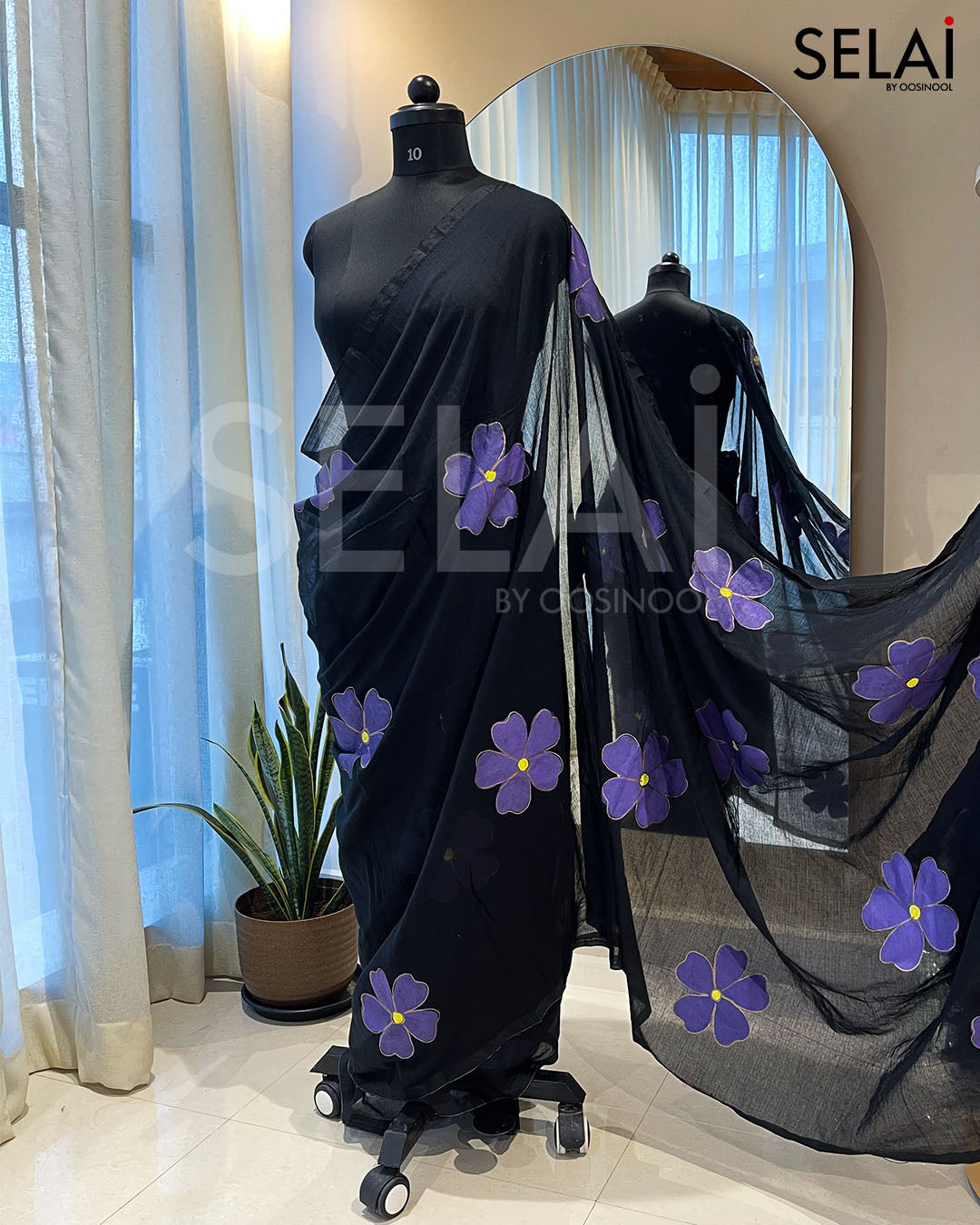 Floral Mulmul Cotton Saree (Black)