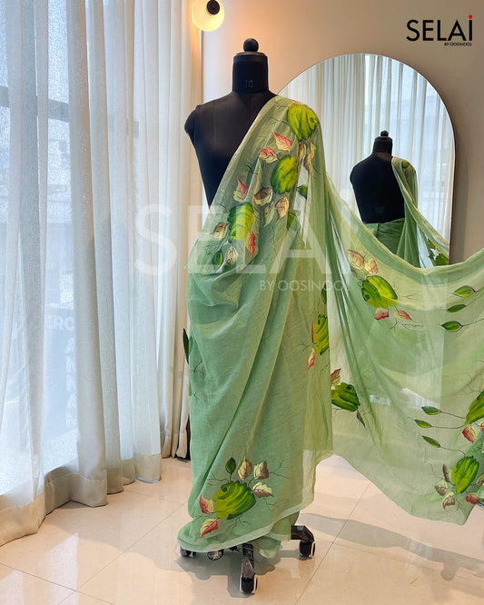 Floral Mulmul Cotton Saree (Light Green)