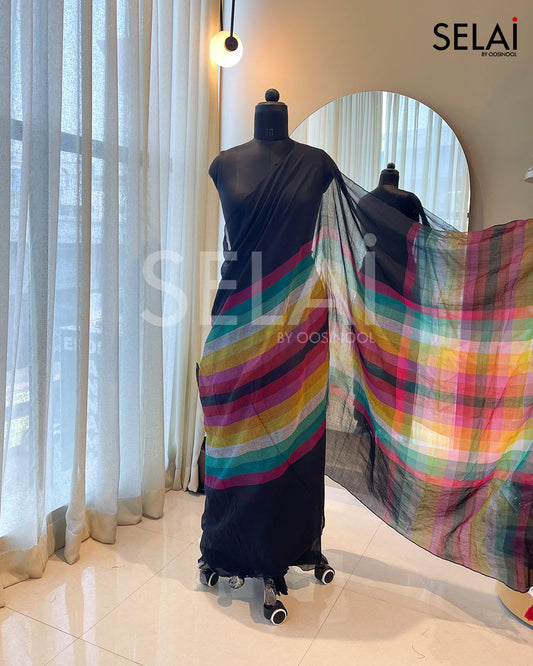 Madras Checks Mulmul Cotton Saree (Black)