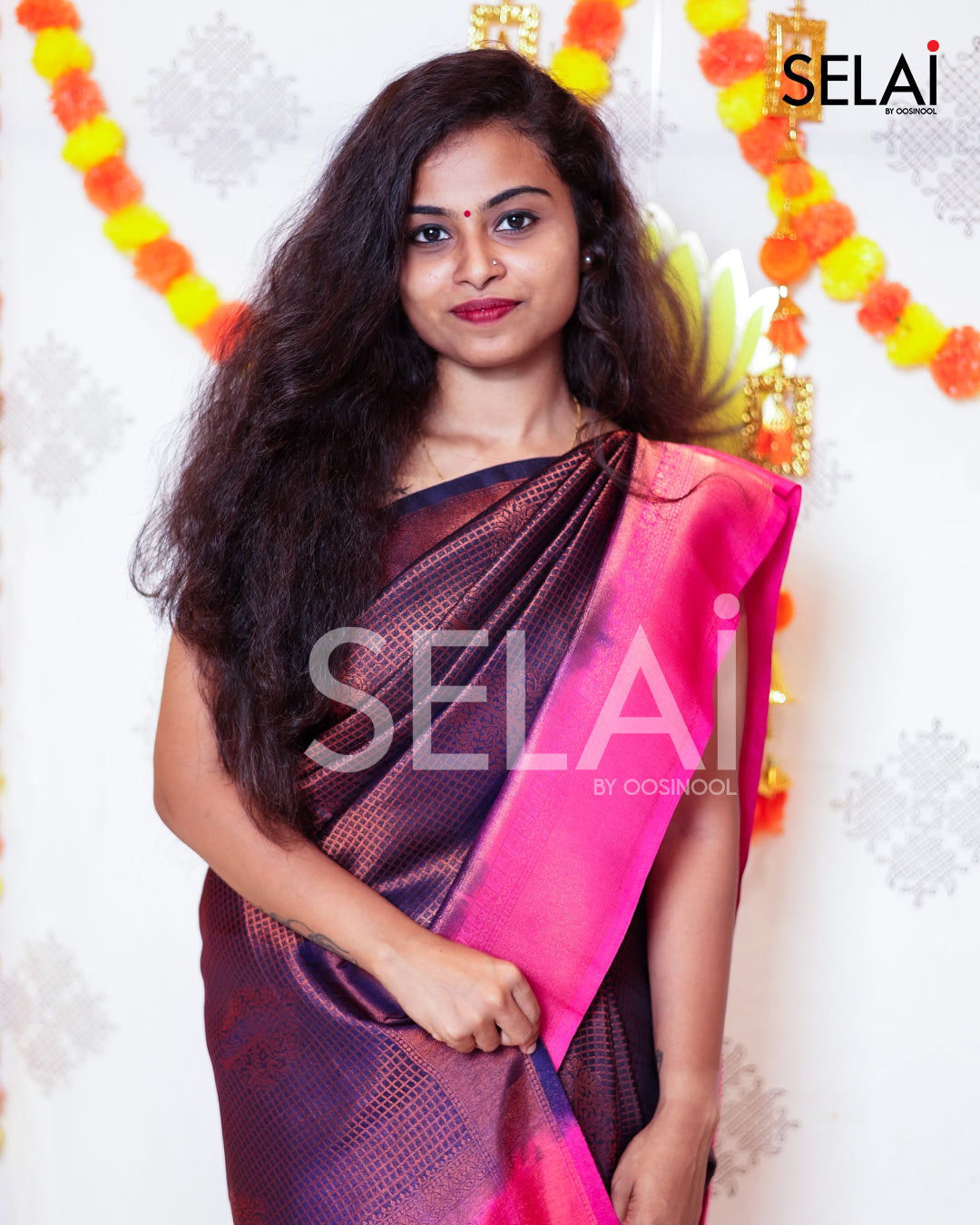 Square Zari Motif Semi-Silk Saree