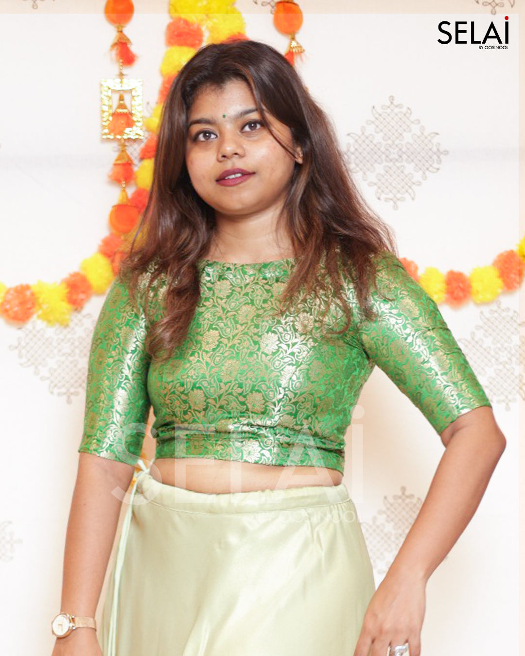 Princess Cut Blouse (Available Only with Saree Purchase)